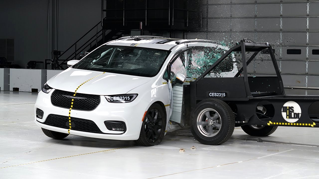 Chrysler Pacifica 2024: ¿Qué tan segura es en las pruebas de choque?