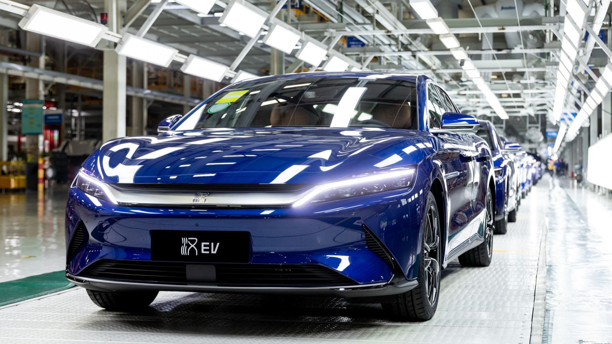Tesla es superada por una marca china en la venta de autos eléctricos