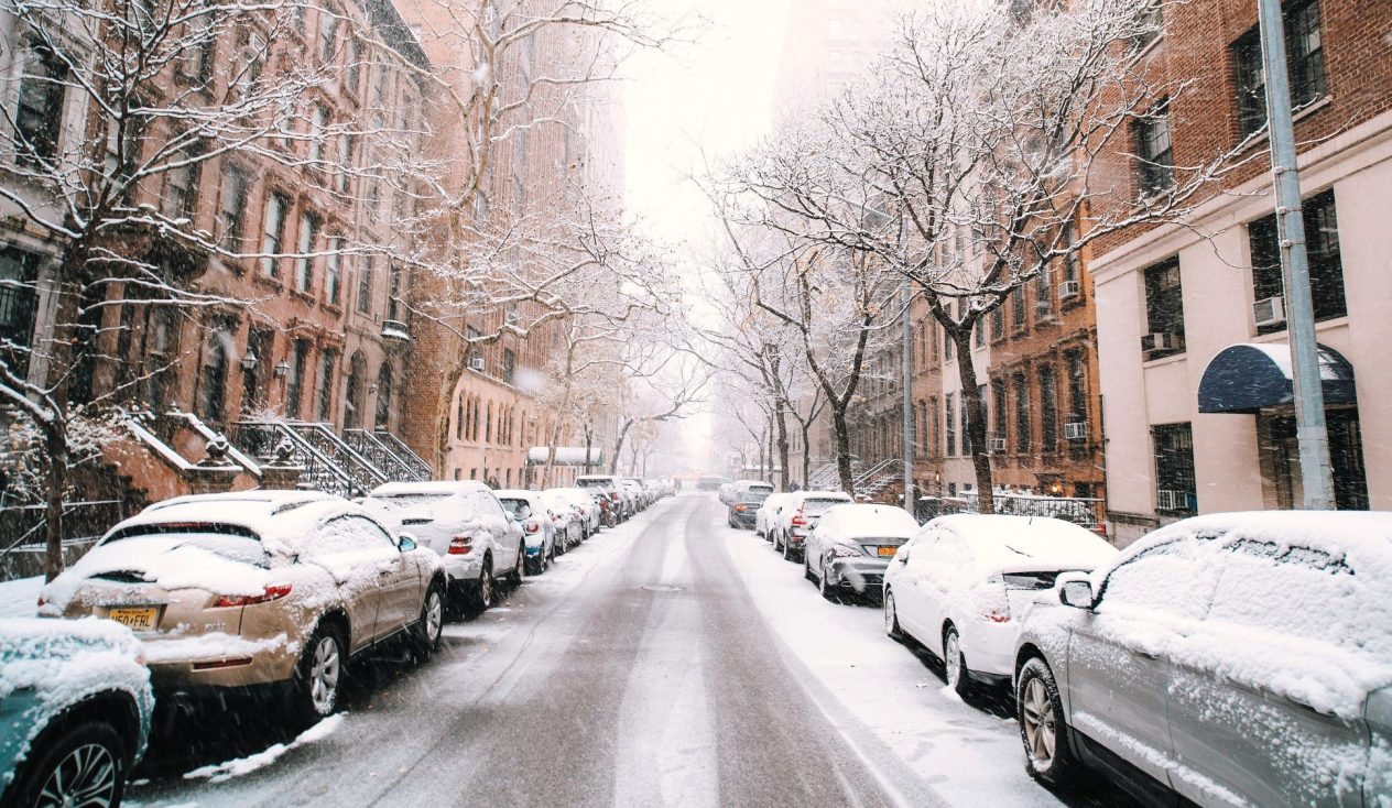 ¿Es ilegal dejar calentando el automóvil (o en ralentí) en New York?
