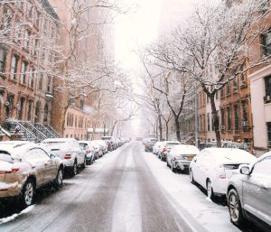 ¿Es ilegal dejar calentando el automóvil (o en ralentí) en New York?