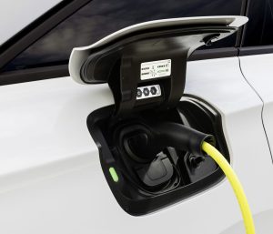 Crédito fiscal para autos eléctricos: Los cambios a partir de 2024