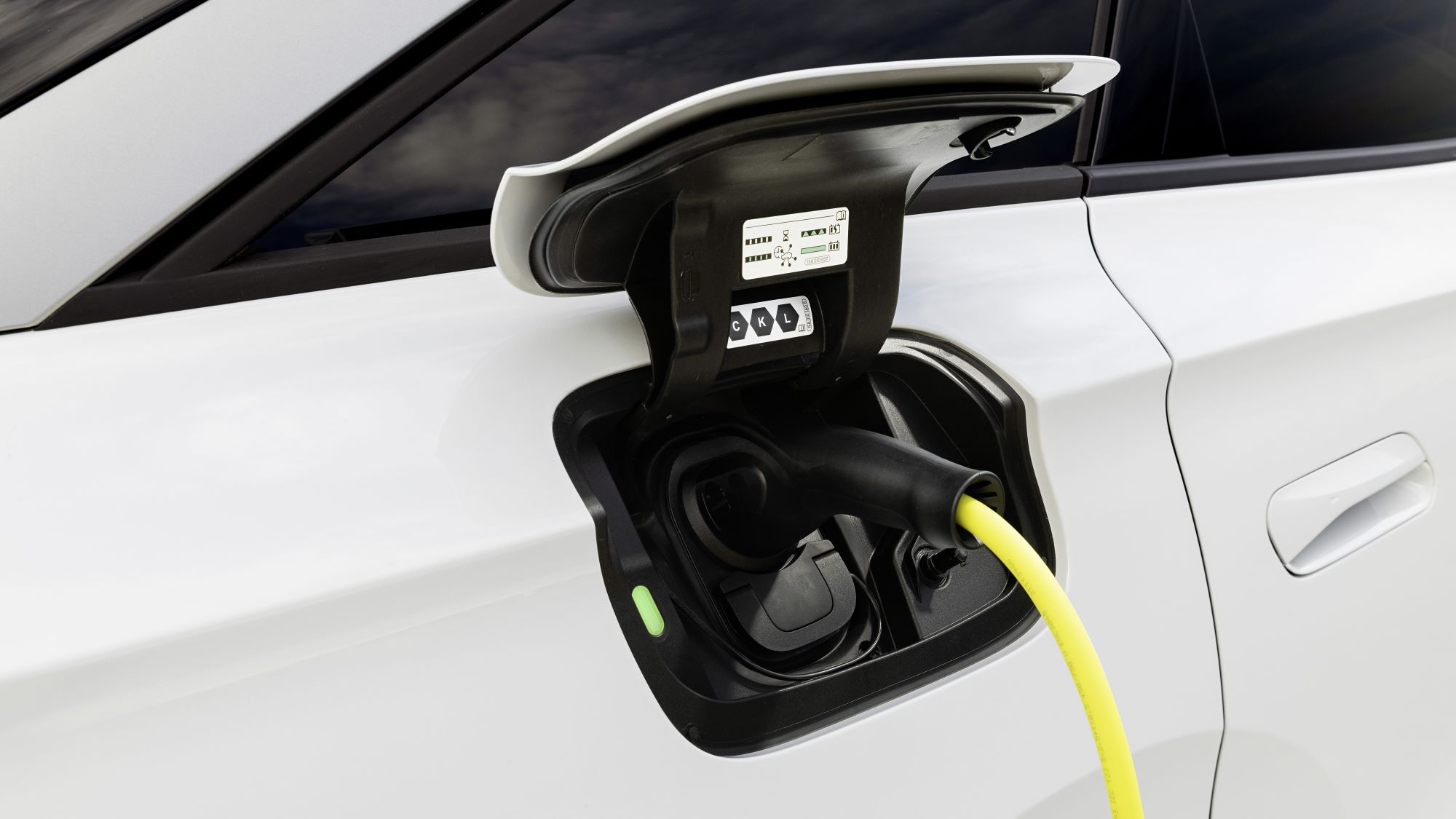 Crédito fiscal para autos eléctricos: Los cambios a partir de 2024