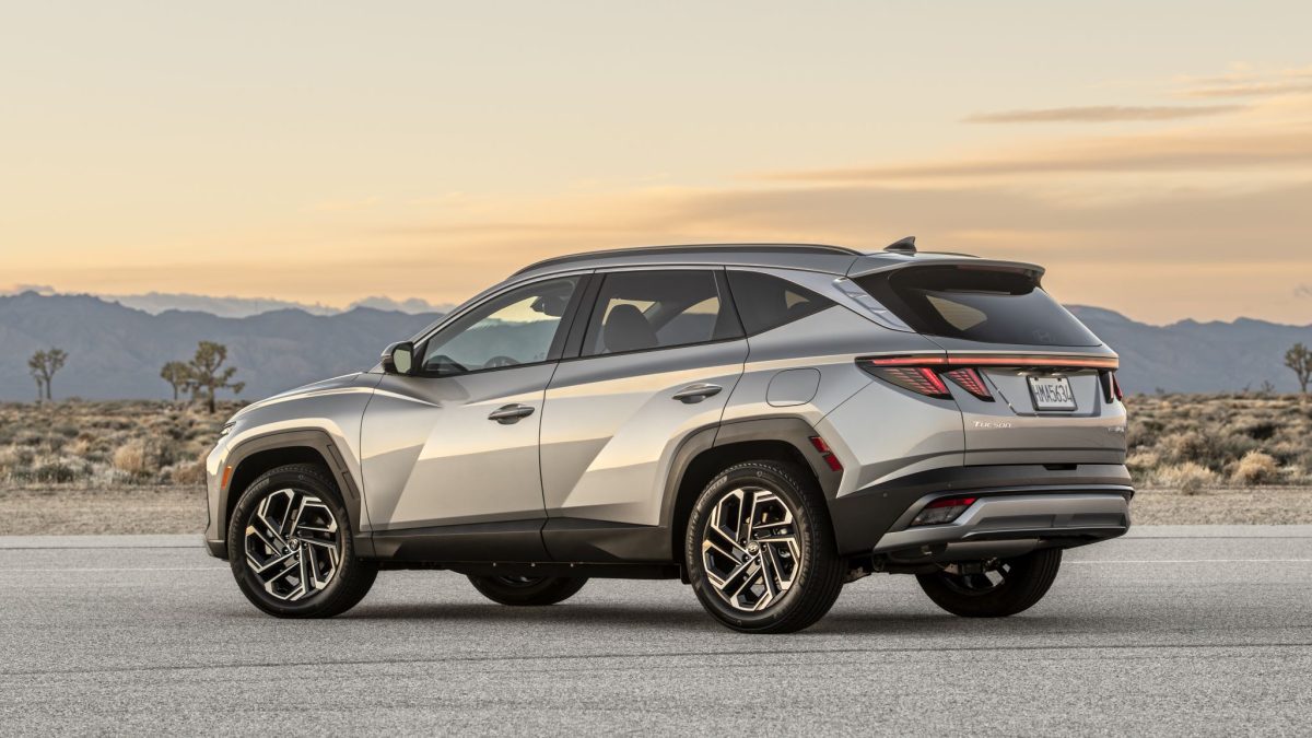Hyundai Tucson 2025: ¿Podrá vencer al Toyota RAV4? - Autos