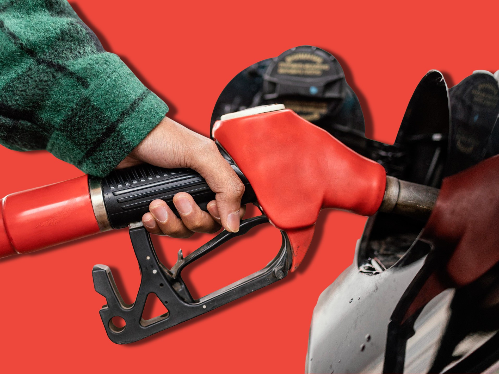 ¿Por qué el precio de la gasolina en California es más caro?