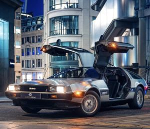 El DeLorean DMC-12 vuelve del futuro como auto eléctrico