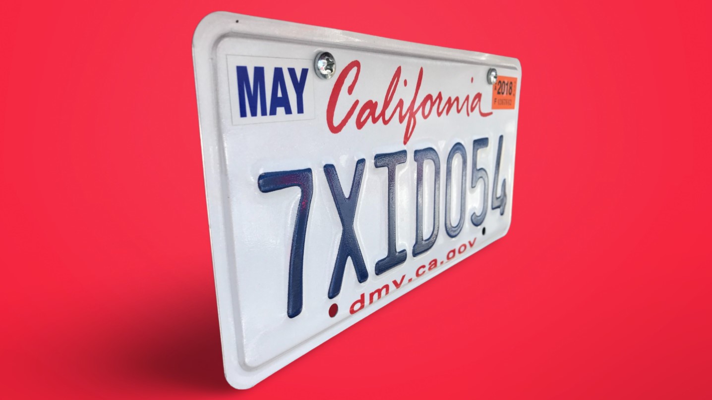 Placas de auto en California