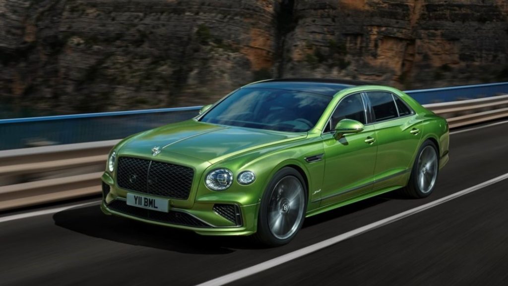 Nuevo Bentley Flying Spur: este sedán ahora es todo un súper auto 