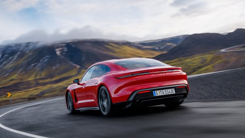 Porsche Taycan suma tres nuevas versiones: ¿Qué tienen de especial?