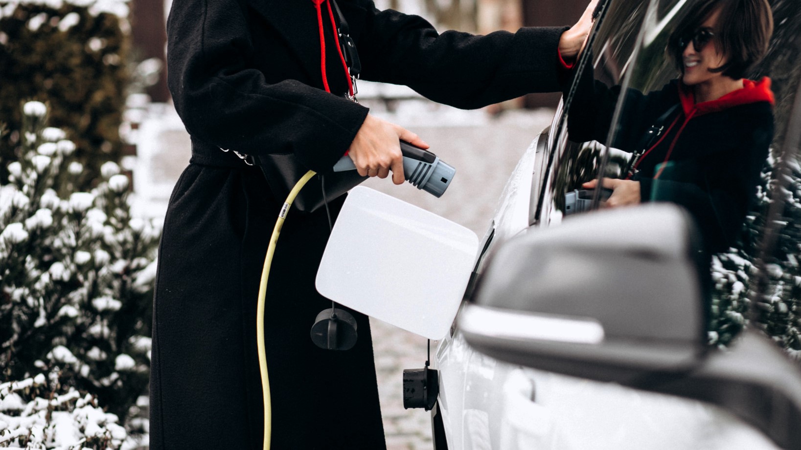¿Por qué los autos eléctricos pierden autonomía con el frío?