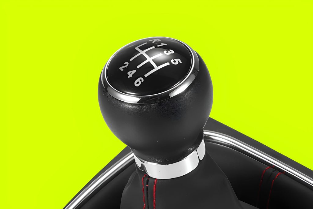 ¿Por qué la transmisión manual está desapareciendo de los autos