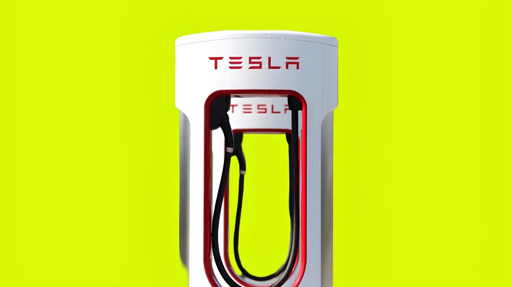 ¿Por qué las marcas de autos quieren usar los cargadores de Tesla
