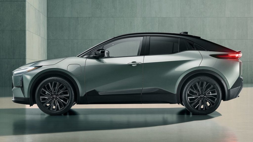 Toyota C HR 2026 Ahora Es Un SUV El ctrico Y Viene Con 340 Hp Autos Toyota C HR 2026 Ahora Es Un SUV El ctrico Y Viene Con 340 Hp Autos