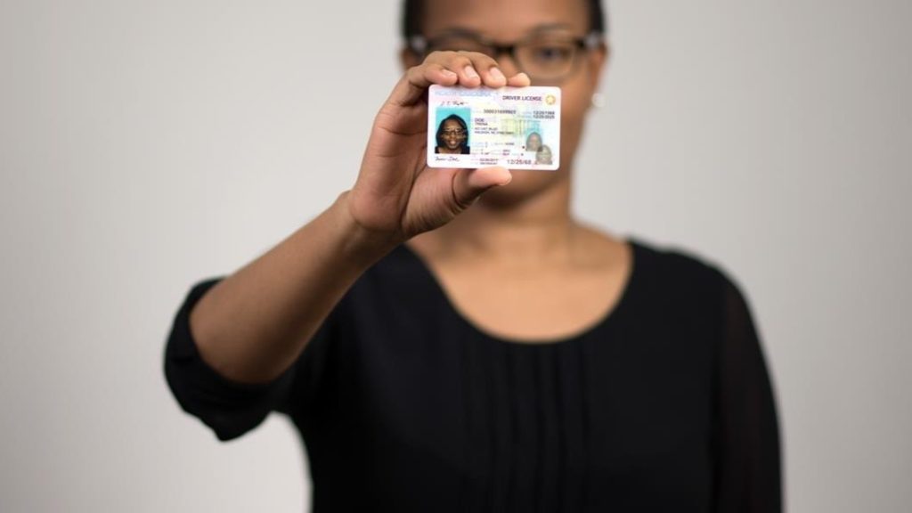 Licencia vencida en North Carolina ¿Se puede conducir legalmente