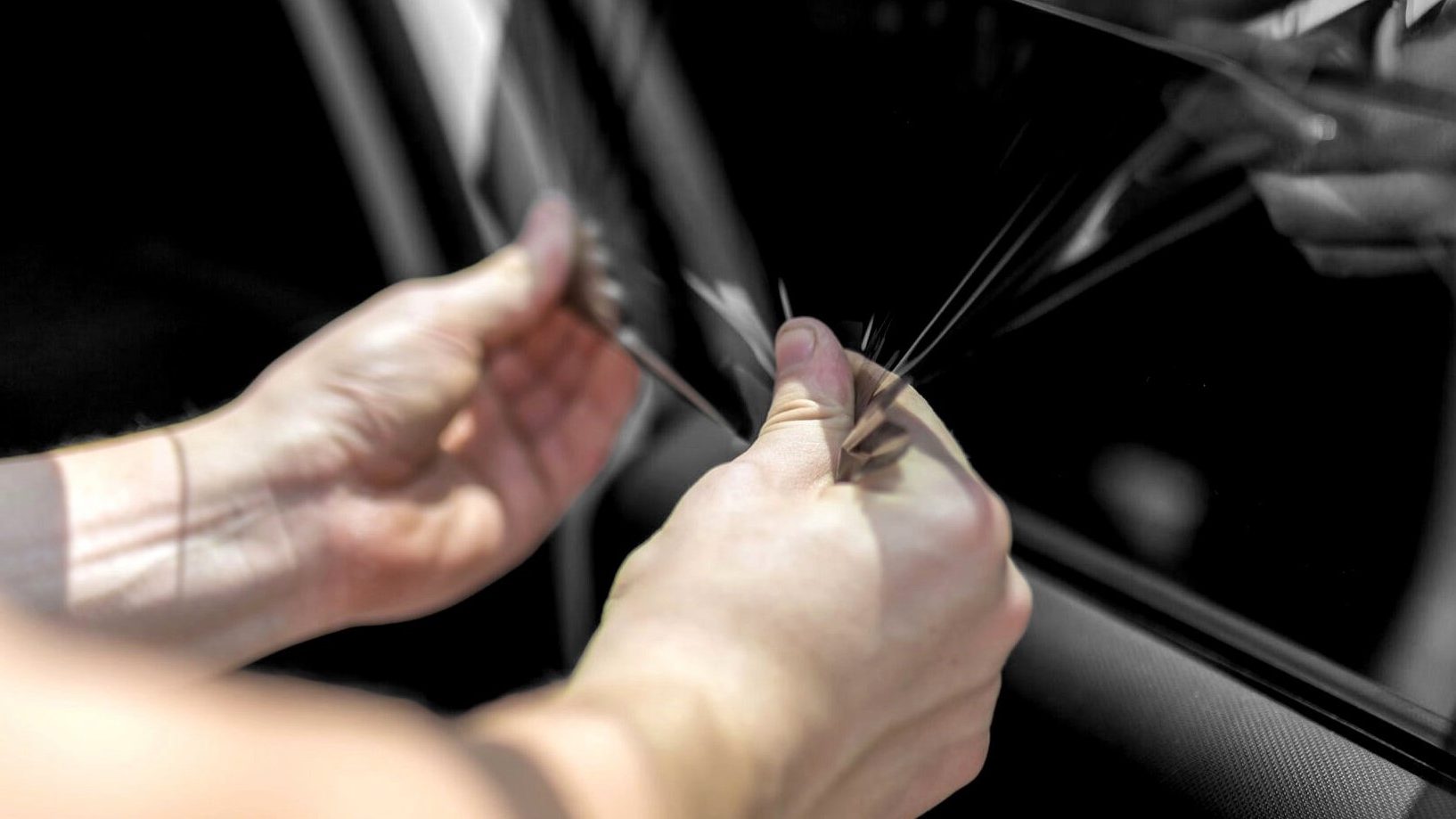 Cómo quitar el polarizado de un carro sin tener que pagar