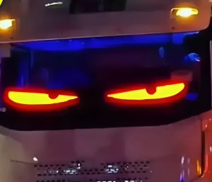 Ojos para carros ¿Valen la pena y qué hay sobre su legalidad