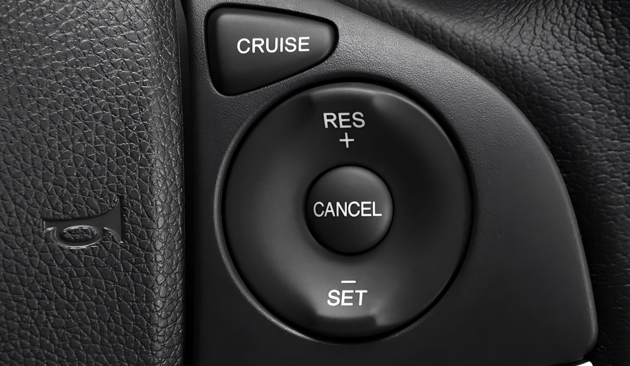 ¿Qué significa Cruise en un carro Control crucero vs adaptativo