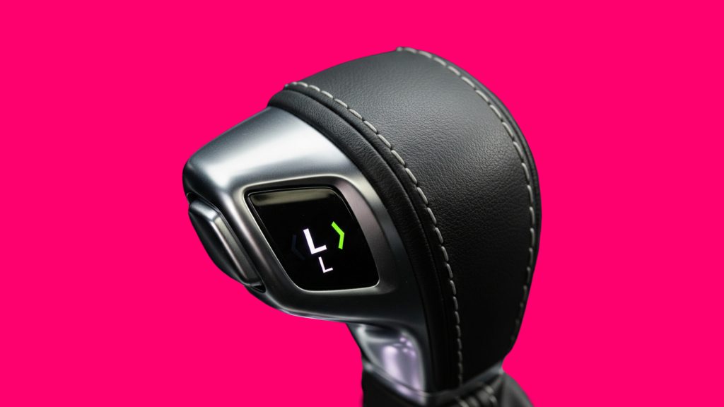 Para qué sirve la L en un carro automático