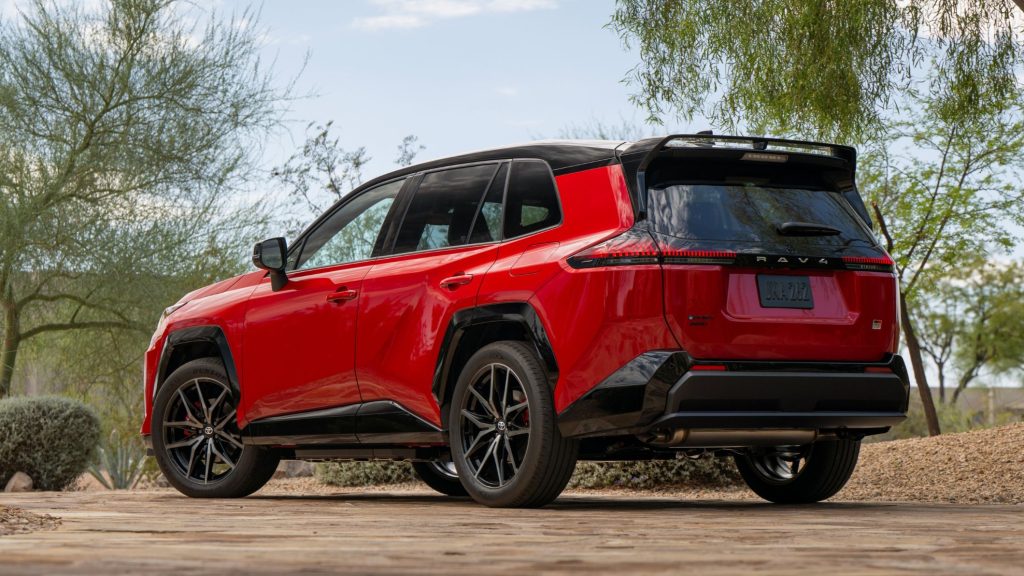 Toyota RAV4 2026: