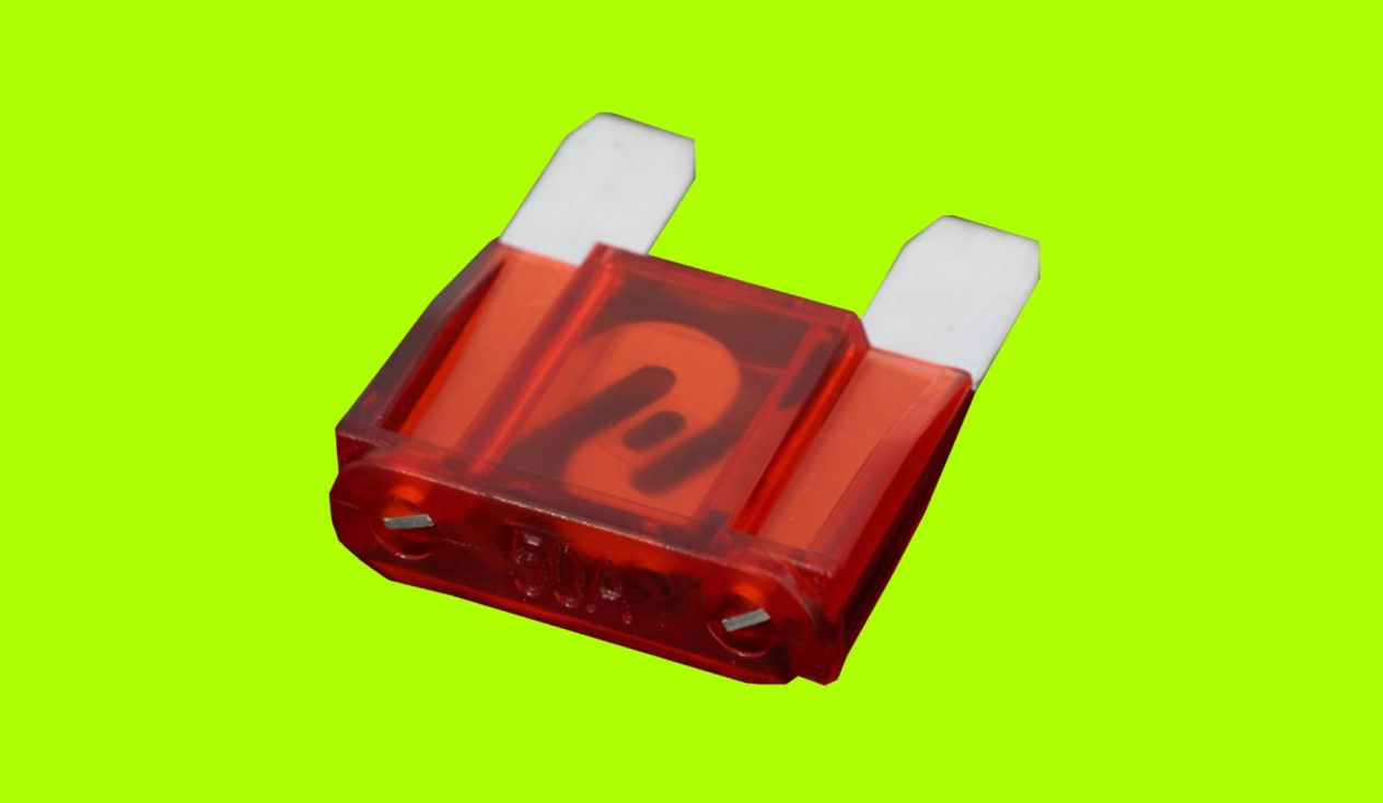 Cómo identificar y saber para qué sirve cada fusible de carro