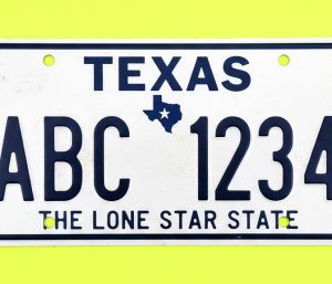 ¿Qué se necesita para sacar placas de carro en Texas