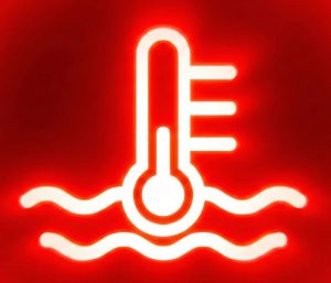 ¿Por qué se calienta un carro si tiene agua Causas que no son fugas