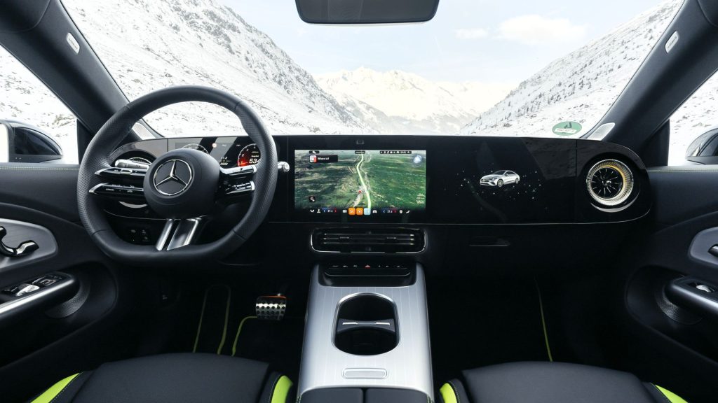 Mercedes-Benz CLA Hybrid Por qué este sedán es mucho más que un baby Benz.