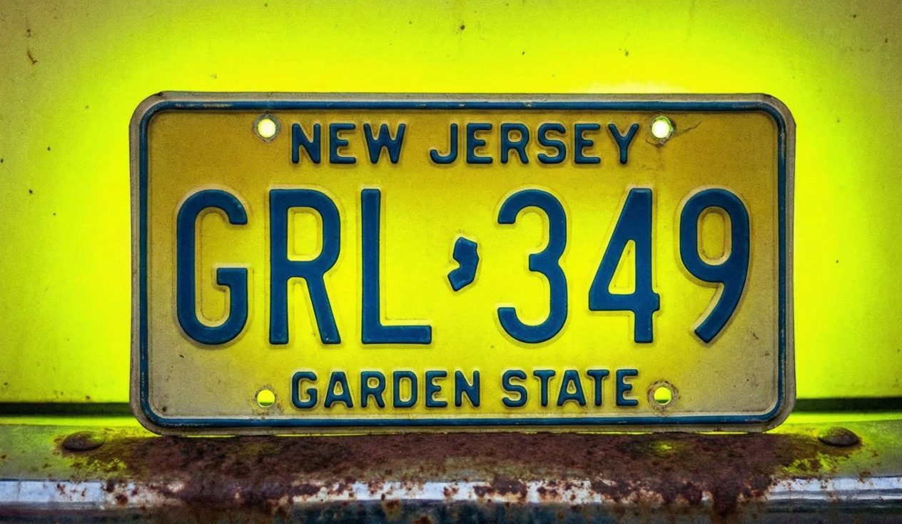 Documentación y costos para registrar un carro en New Jersey