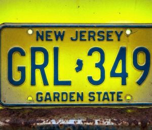 Documentación y costos para registrar un carro en New Jersey