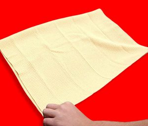 Cuero para secar carros ¿Es mejor que la gamuza y microfibra