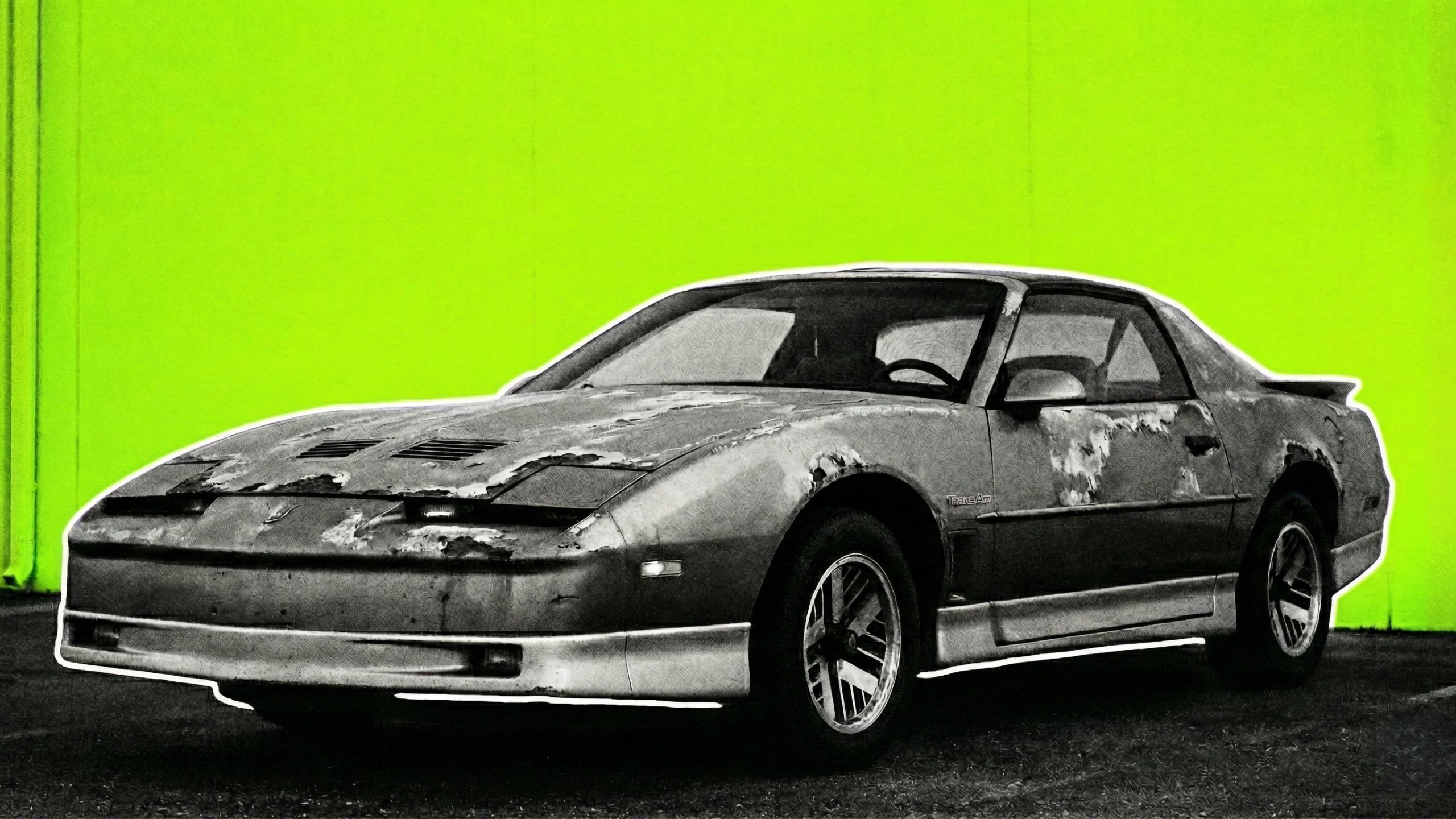 Muchos creen que ese vehículo en el driveway ya no vale nada, pero el mercado actual de partes y metales dice lo contrario. Aquí decimos cómo sacarle jugo a los fierros sin perder la cabeza.